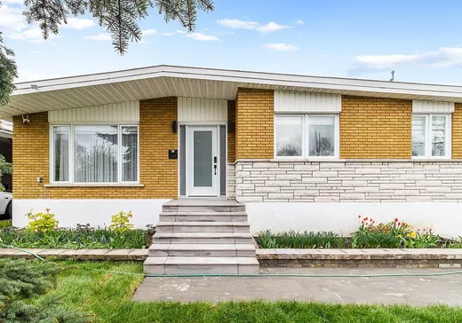House for sale - 110 Rue Cologne, Laval (Vimont), H7M 1Z3