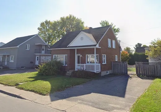 House for sale - 3823 Rue Panet, Jonquière, G7X 3V8