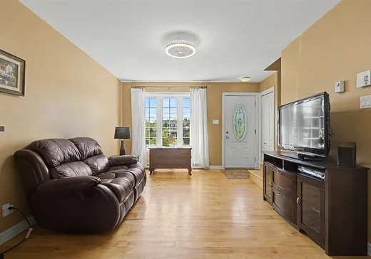 House for sale - 57 Rue Lemieux, Granby, J2H 0E8