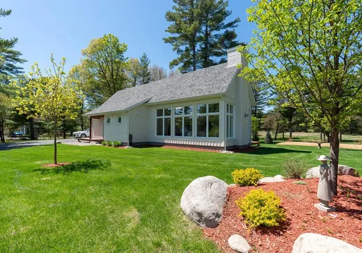 Maison à vendre - 2431 Rue de la Carriole, Sainte-Adèle, J8B 1Z9