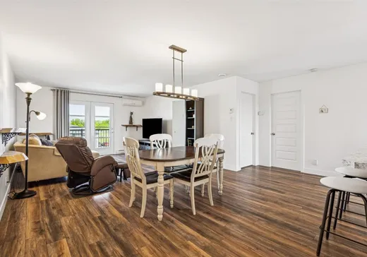Condo for sale - 2489 Rue des Seigneurs O., Saint-Hyacinthe, J2T 0E4