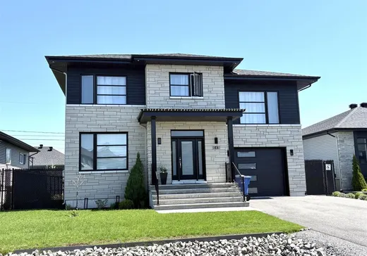 Maison à étages à vendre - 848 Rue du Madrigal, Salaberry-de-Valleyfield, J6S0N7