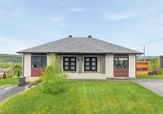 Bungalow à vendre - 303 37e Rue, Notre-Dame-des-Pins, G0M1K0