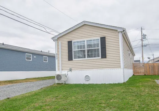 House for sale - 313 Rue Dubois, Val-d'Or, J9P 0B8