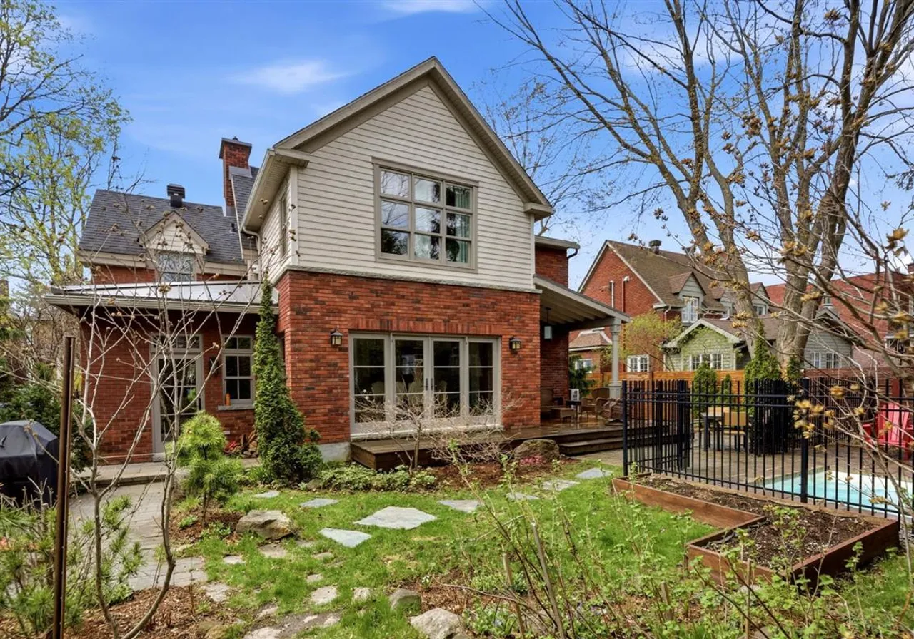 334 Av. Mercille — photo 2