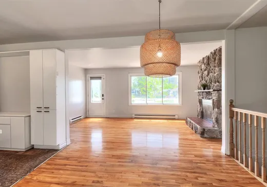 Maison à vendre - 353 61e Avenue, Laval (Chomedey), H7V 2E6