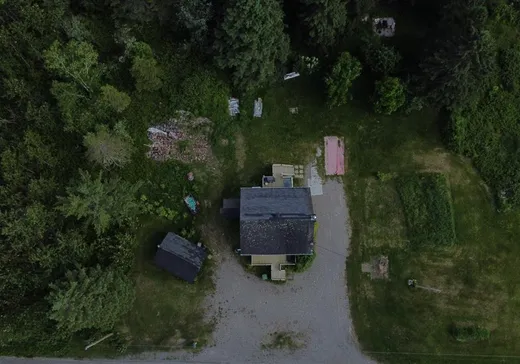 Maison à vendre - 17 Ch. des Sept-Lacs, Saint-Pierre-de-Lamy, G0L 4G0