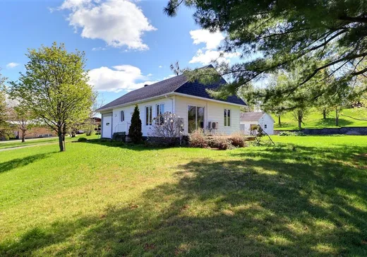 Maison à vendre - 2466 Ch. Royal, Sainte-Famille, G0A 3P0