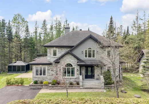 Maison à étages à vendre - 2 Ch. du Lac-Tourbillon, Lac-Beauport, G3B1A1