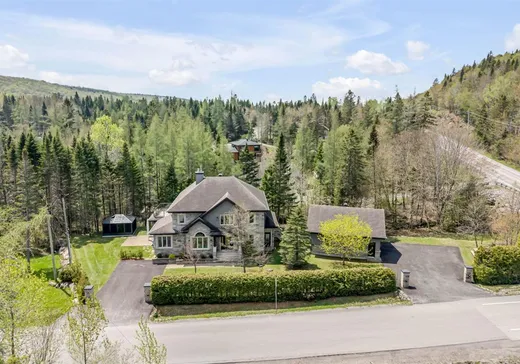 Maison à vendre - 2 Ch. du Lac-Tourbillon, Lac-Beauport, G3B 1A1