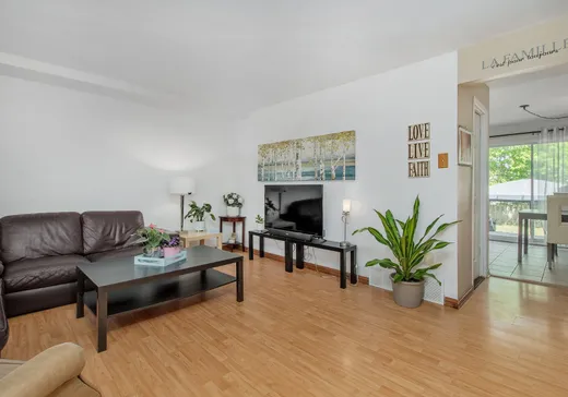 Maison à vendre - 5 Place de Mey, Lorraine, J6Z 3X5