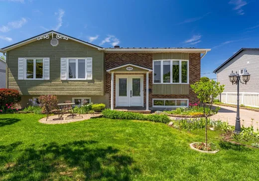 Bungalow à vendre - 1094 Rue Jean-Jacques-Lauzon, Terrebonne, J6W2T9