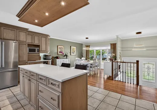 Maison à vendre - 1094 Rue Jean-Jacques-Lauzon, Terrebonne, J6W 2T9