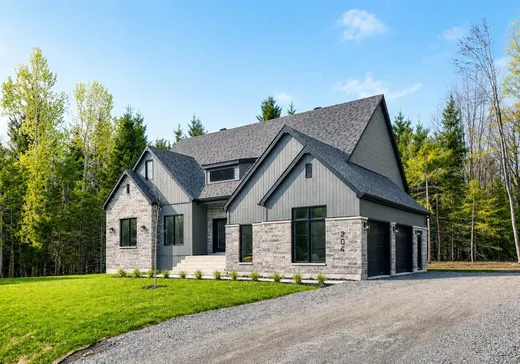 Bungalow à vendre - 204 Rue des Méandres, Saint-Jérôme, J7Y5K5