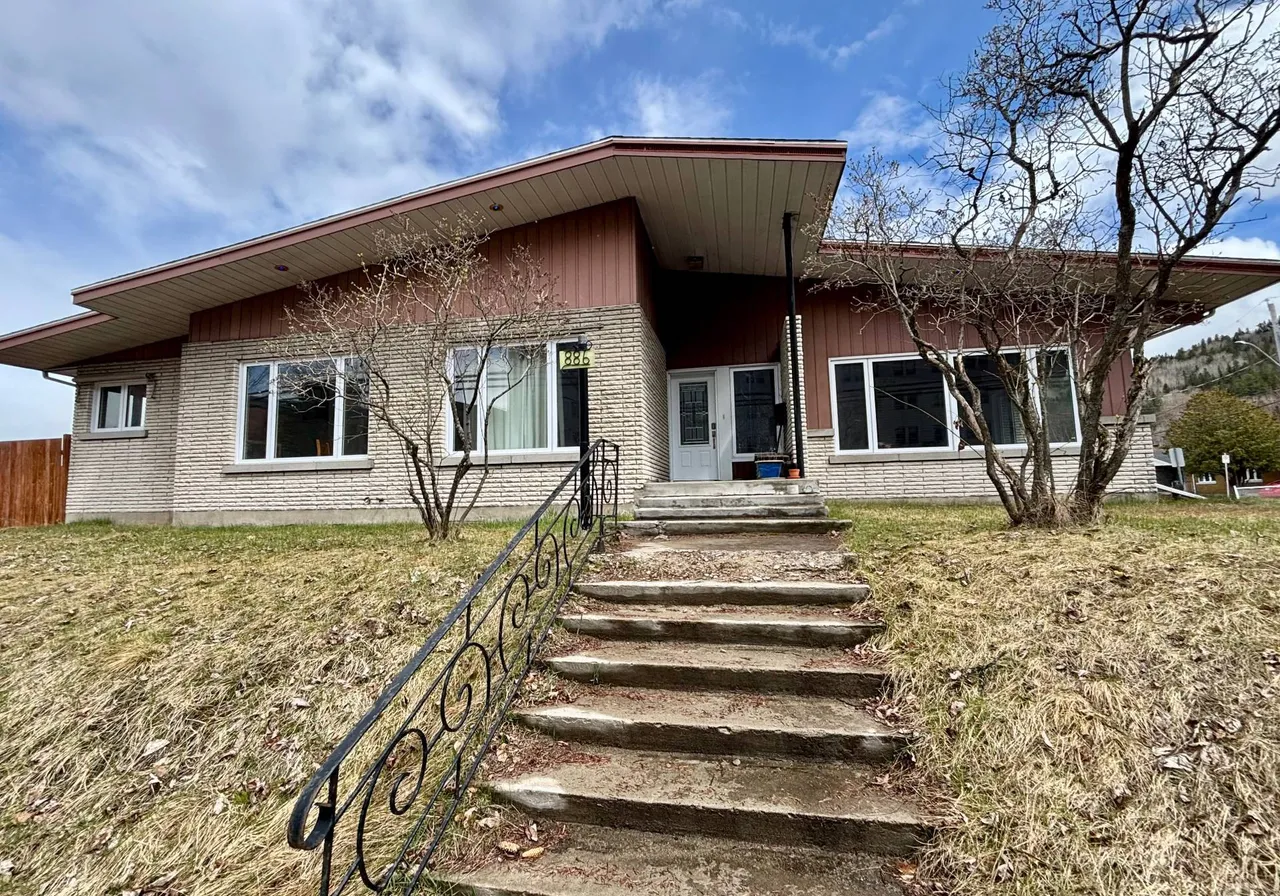 886 Boul. Ducharme — photo 1