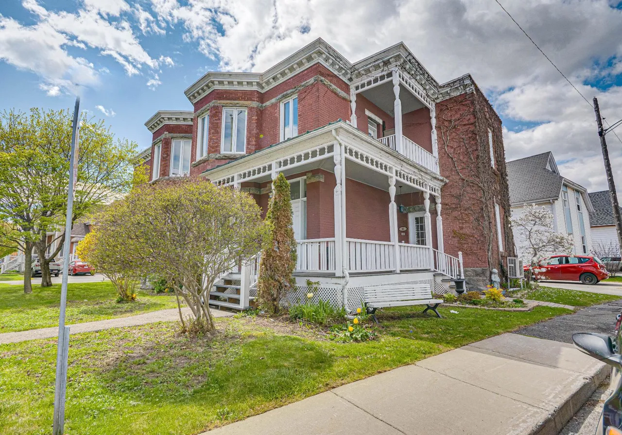 95A Rue Dufferin — photo 2