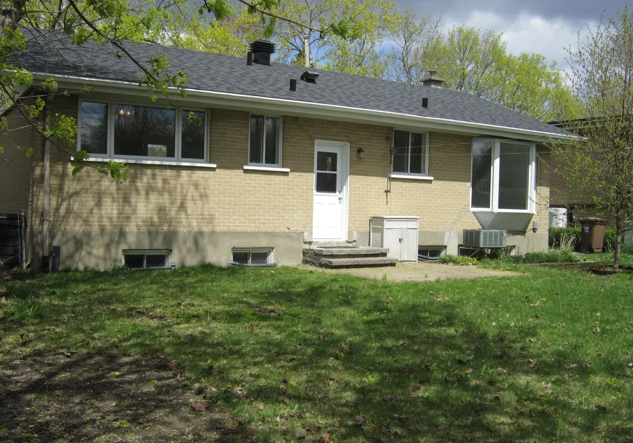388 Av. du Curé-David — photo 3
