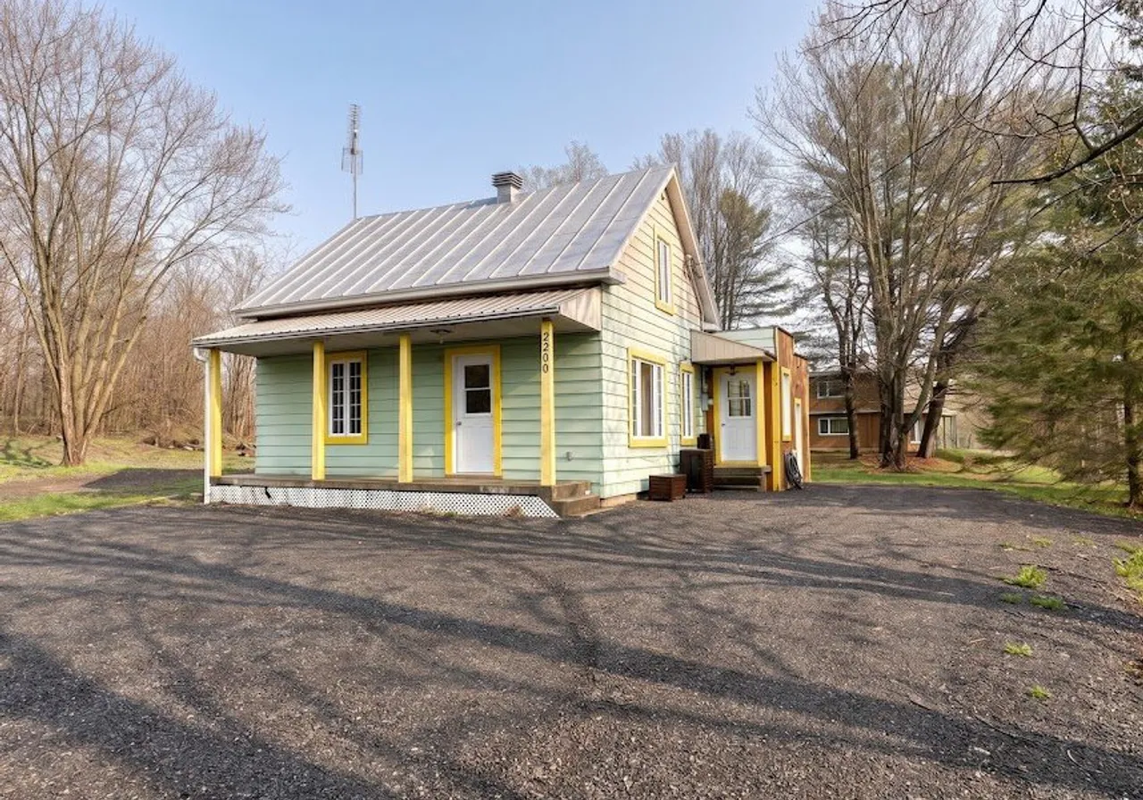 2200 Ch. du Lac — photo 1