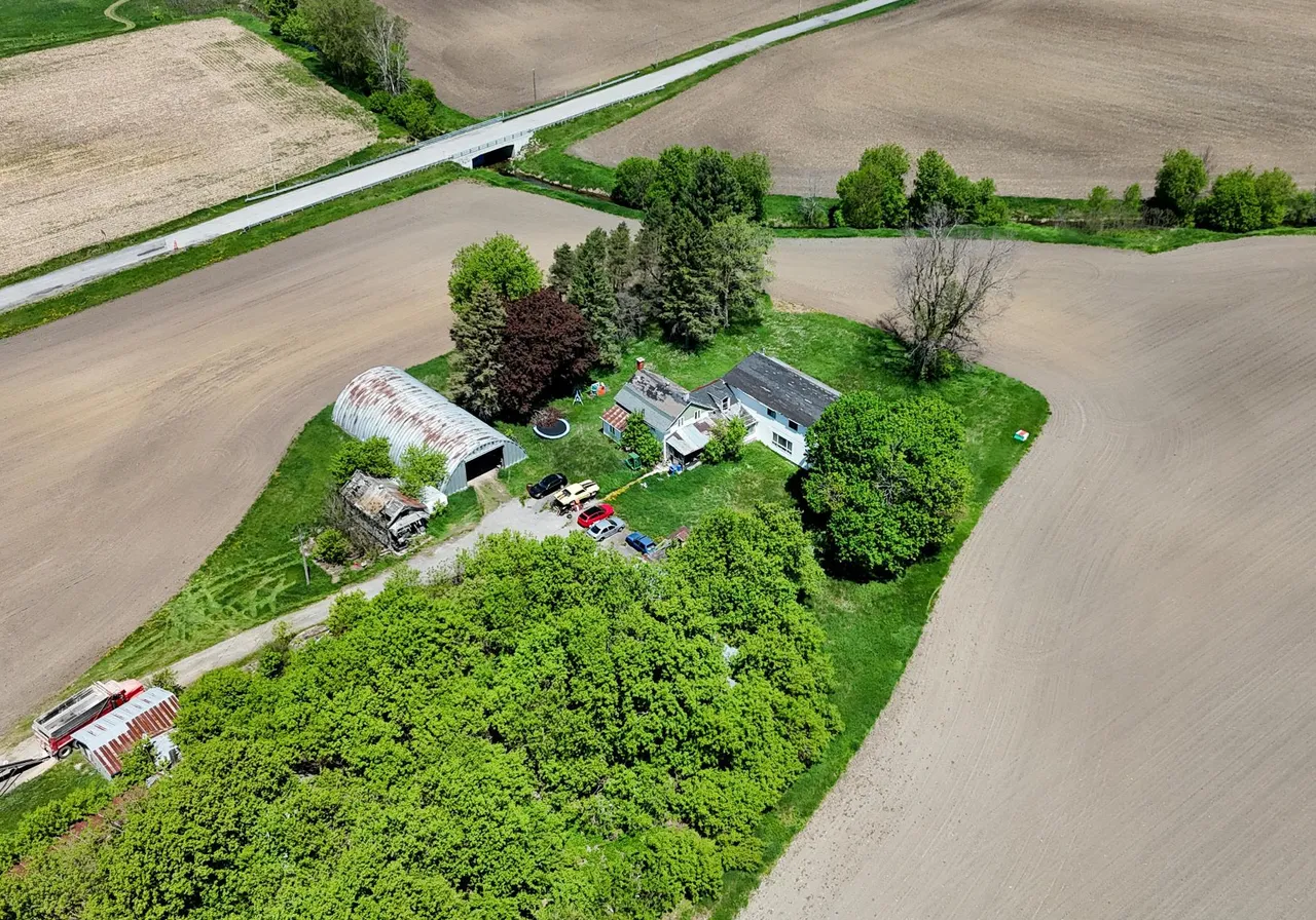3825 Mtée Smallman — photo 3
