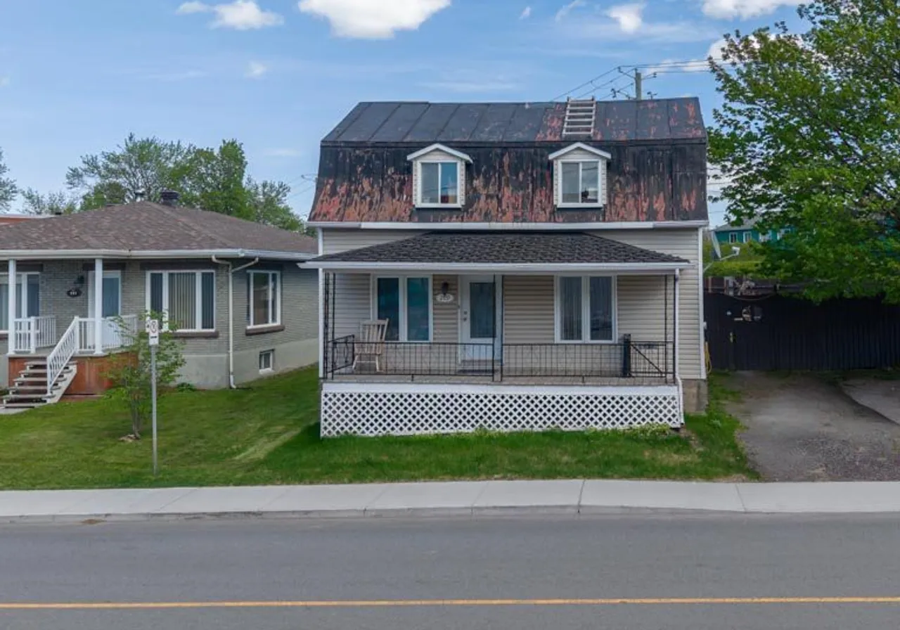 209 Rue Monseigneur-Poirier — photo 1