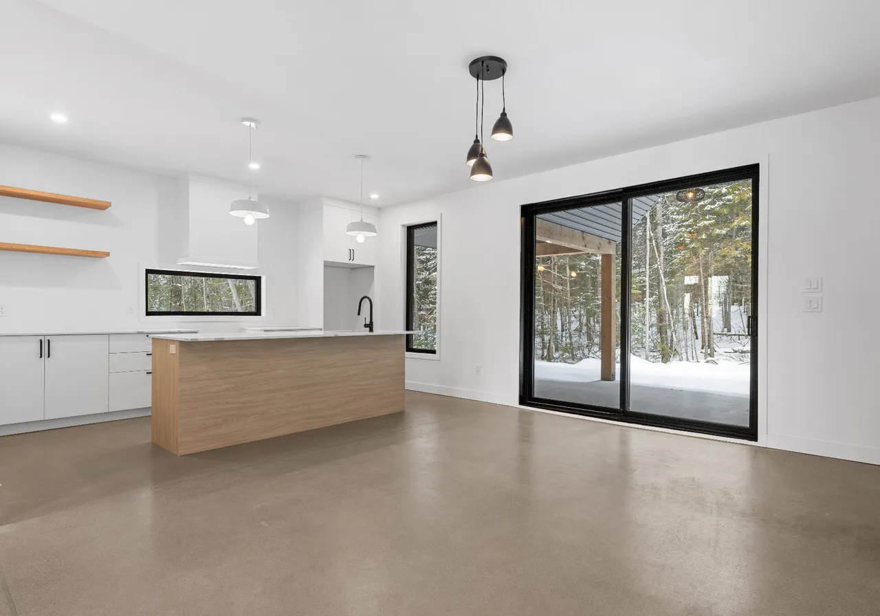 221 Rue Bruno — photo 3