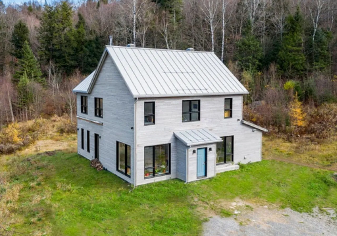 63 Ch. Dubeau — photo 1