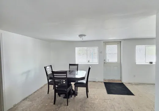 Maison à vendre - 112 Route Dostie, St-Romain, G0Y 1L0
