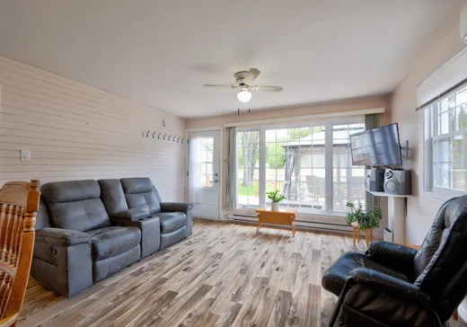 Maison à vendre - 78 Rue St-Philippe, St-Come, J0K 2B0