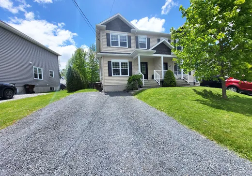 Maison à étages à vendre - 3736 Rue de Toulon, Sherbrooke, J1N0T5