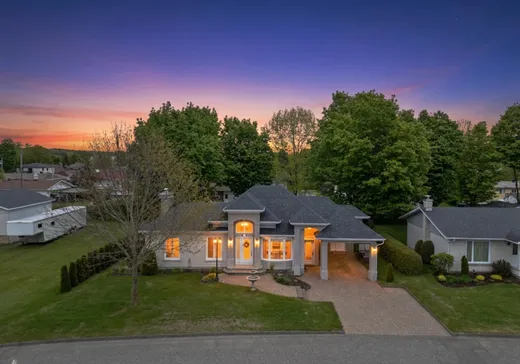 Maison à vendre - 1354 Rue des Frênes, Sainte-Marie, G6E 2J4