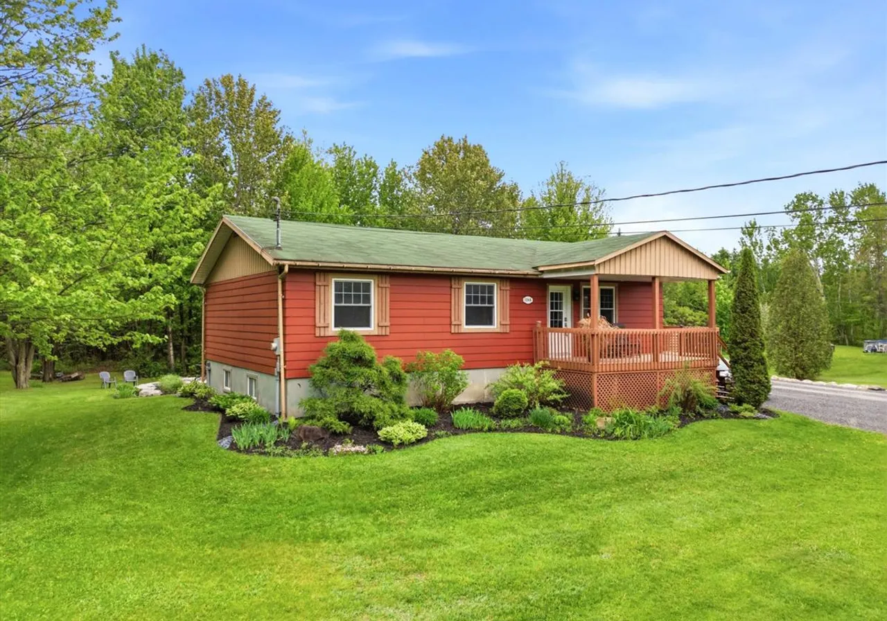 1268 Route 122 — photo 3