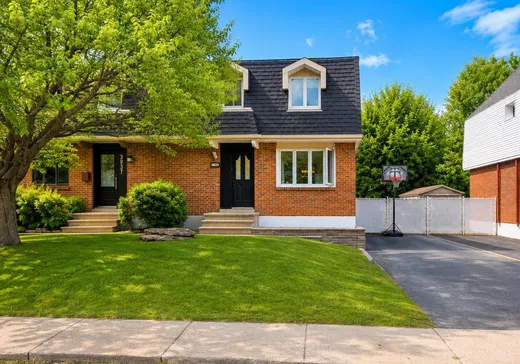 House for sale - 3845 Rue Edgar, St-Hubert, J4T 3J6