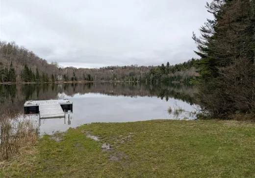 Bungalow à vendre - 339 Ch. du Lac-Prévost, Saint-Sauveur, J0R1R1