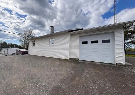 House for sale - 103 Rue Principale N., Saint-Jean-de-Dieu, G0L 3M0