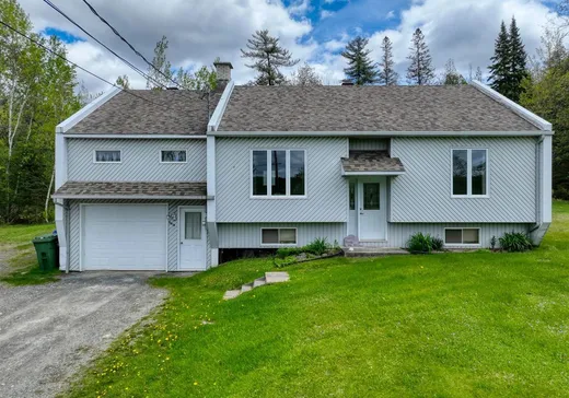 Bungalow for sale - 8616 Route 112, Thetford-Mines, G0N1E0