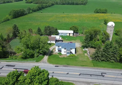 Maison à étages à vendre - 32-32A Route 116 O., Warwick, J0A1M0