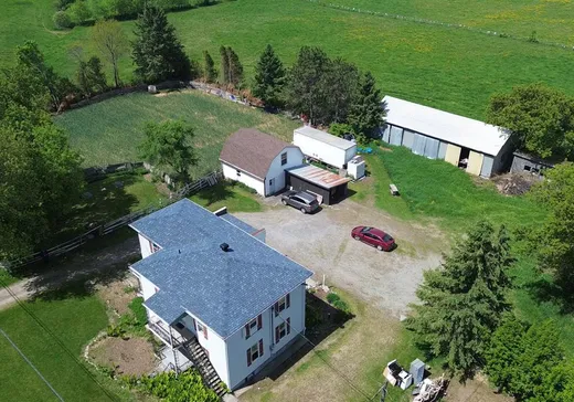 Maison à vendre - 32-32A Route 116 O., Warwick, J0A 1M0
