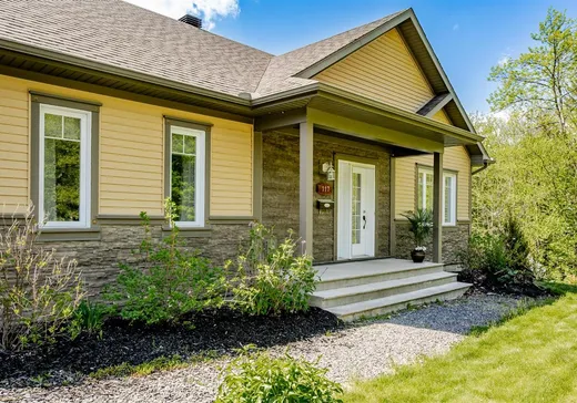 Maison à vendre - 117 Rue Paul, Coaticook, J0B 1L0