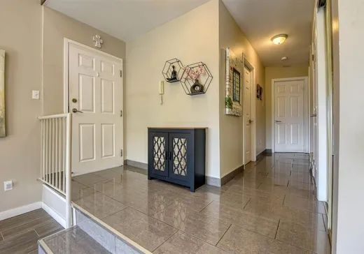 Condo for sale - 7855 Av. René-Descartes, Montreal (Downtown), H1E 3G6