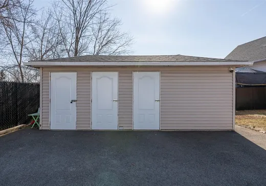House for sale - 88-90 Rue St-Paul, Charlemagne, J5Z 1G3