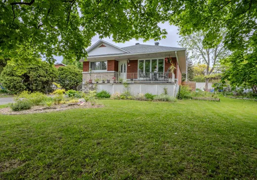 Two or more stories for sale - 420 Rue Bouvier, Saint-Eustache, J7R4M4