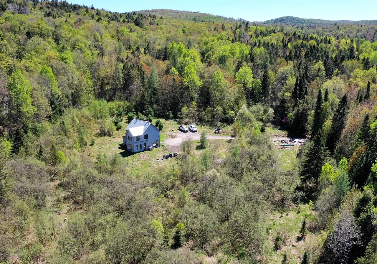 63Z Ch. Dubeau — photo 2