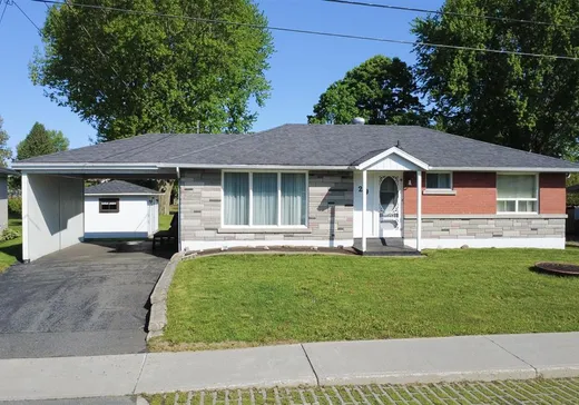 Bungalow for sale - 29 Rue Godin, Victoriaville, G6P2R2