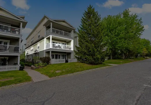 Condo for sale - 126 Boul. de Bromont, App. 202, Bromont, J2L 2K8