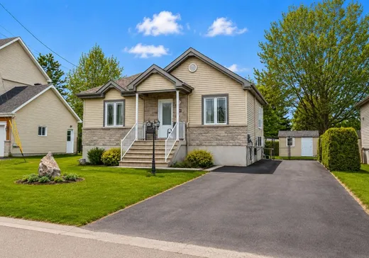 Bungalow à vendre - 113 Rue des Goélettes, Lanoraie, J0K1E0