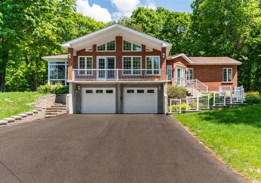 Bungalow for sale - 195 Rue Copeland, Lachute, J8H3W8