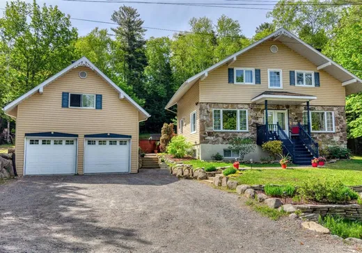 Maison à étages à vendre - 702 Rue des Pierrailles, Sainte-Adèle, J8B3A6