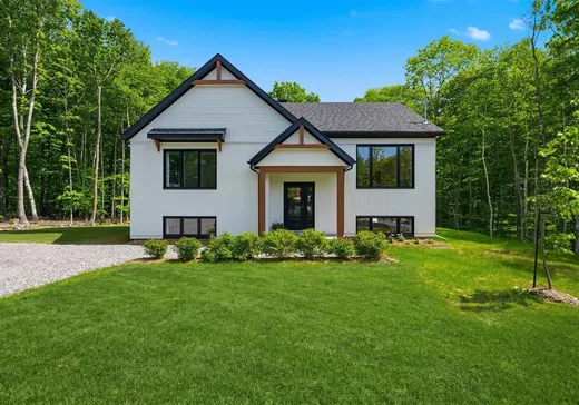 Bungalow à vendre - 804 Rue des Tournesols, St-Hippolyte, J8A0N5