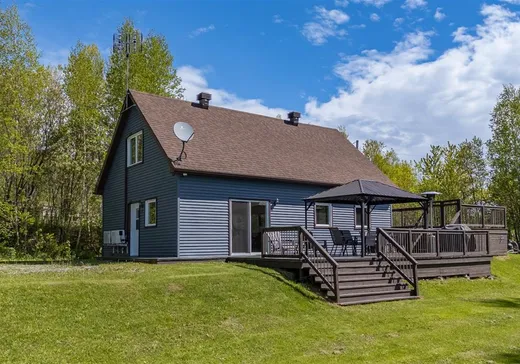 Maison à étages à vendre - 1617 Ch. des Chalets Est, St-Pierre-Baptiste, G0P1K0