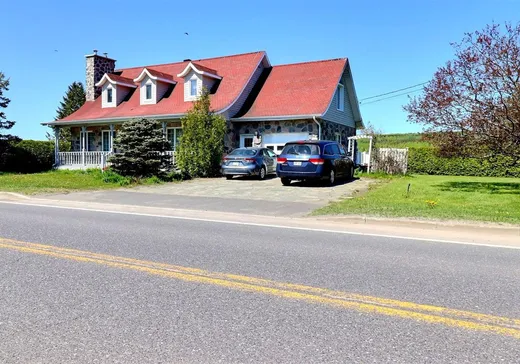 Maison à étages à vendre - 15 Rue Principale (Lac-des-Aigles), Lac-Des-Aigles, G0K1V0